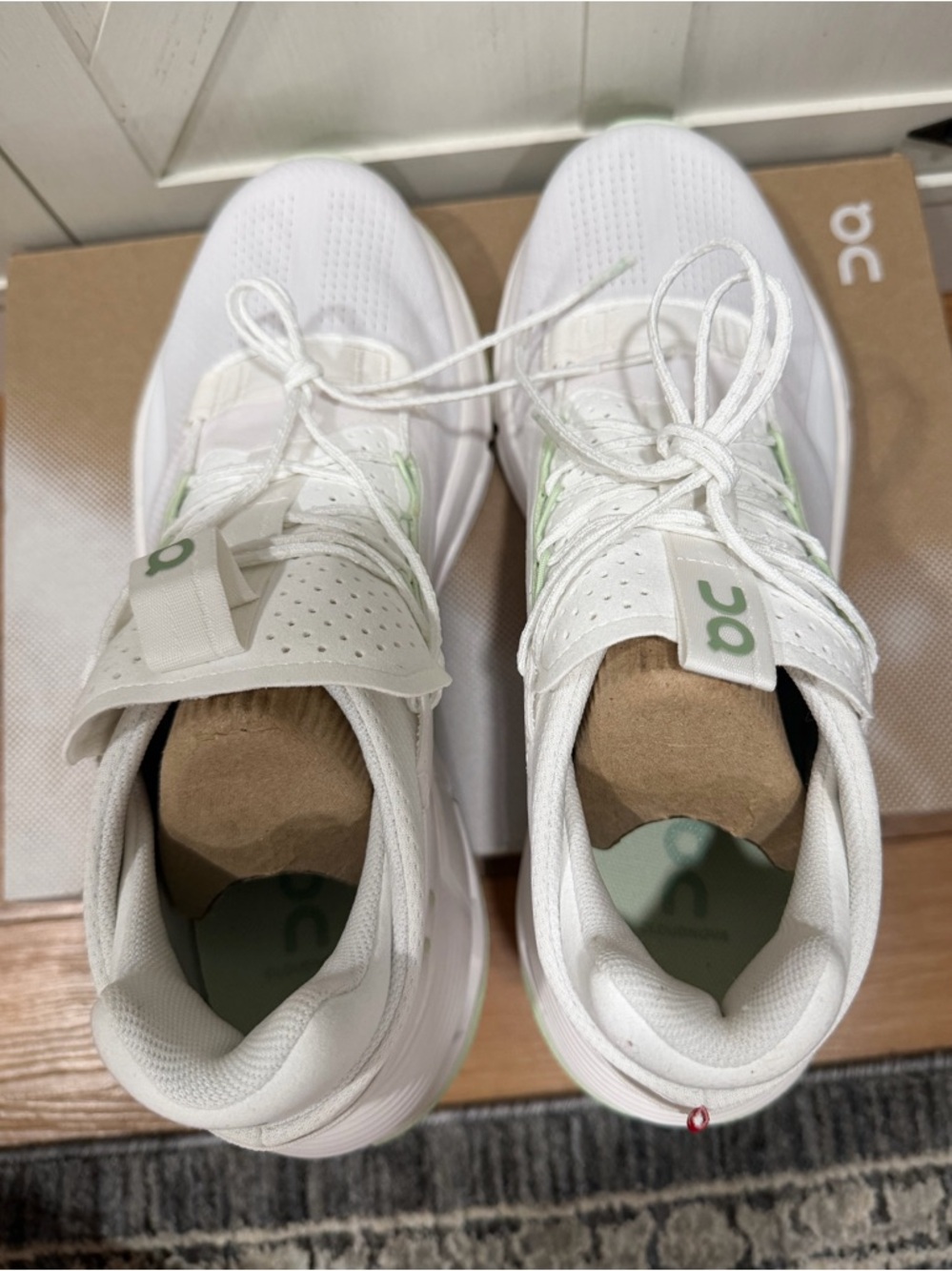 ON Cloudnova 2 White/Sage Women’s 9.5 - Picture 8 of 12